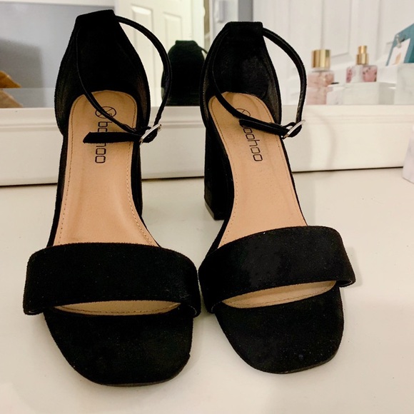 boohoo black block heel sandals - Picture 3 of 5